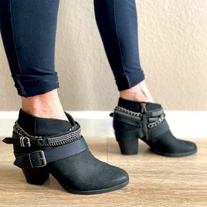 Dolce Vita Black Booties with Chains size 7.5